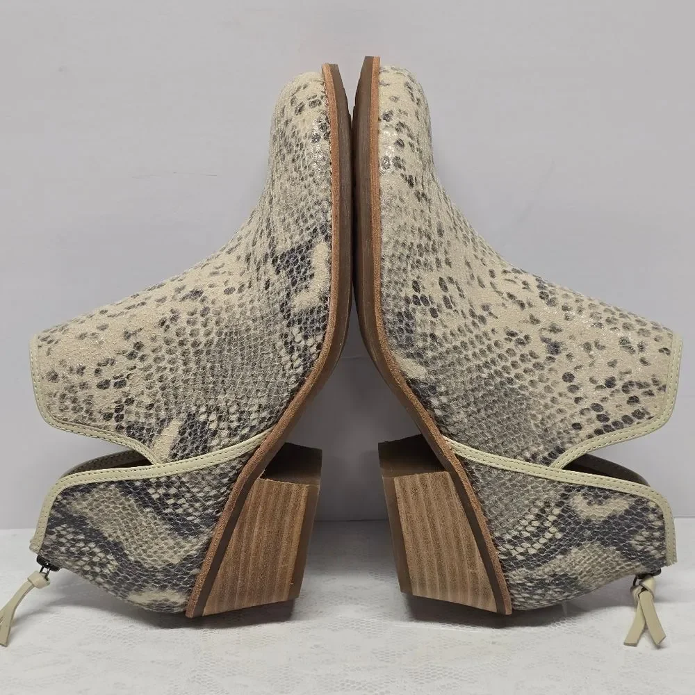 Sofft Abena Snakeskin Python Embossed Genuine Leather Ankle Boots Booties 9.5 - Picture 6 of 11